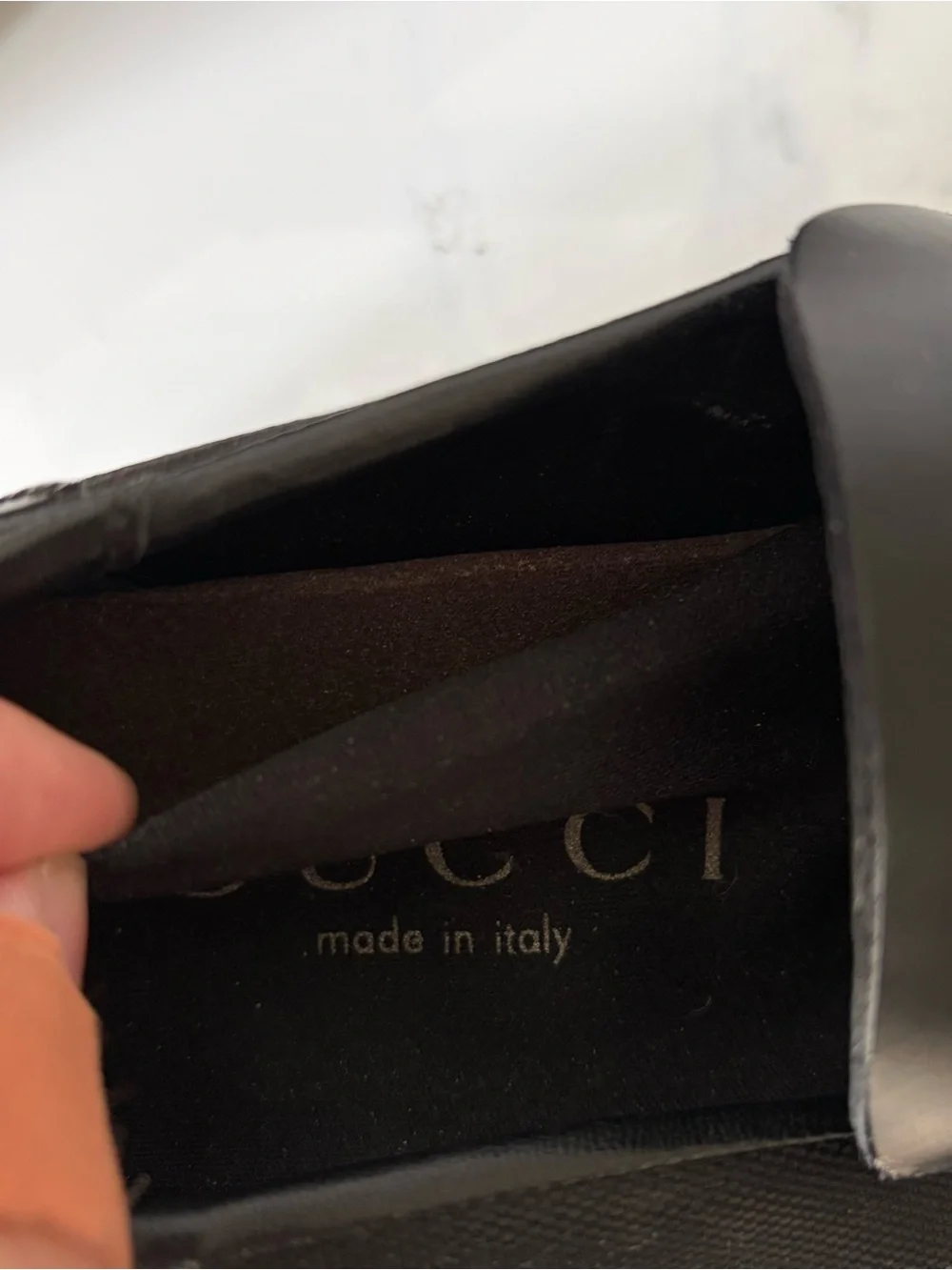 Gucci Men’s Black Leather Slip-On Loafers Square Toe size 6 Rubber Italy